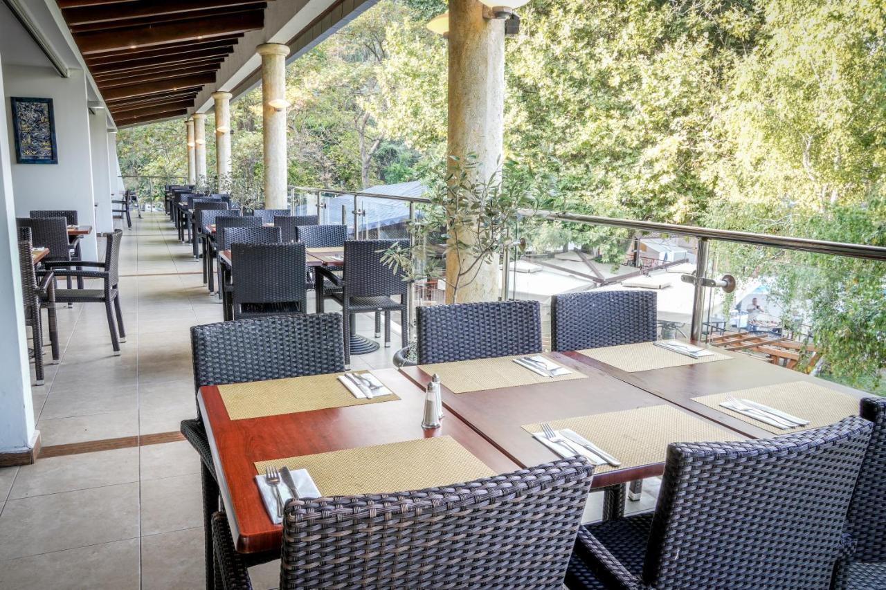 Kaliakra Beach Hotel Albena Buitenkant foto