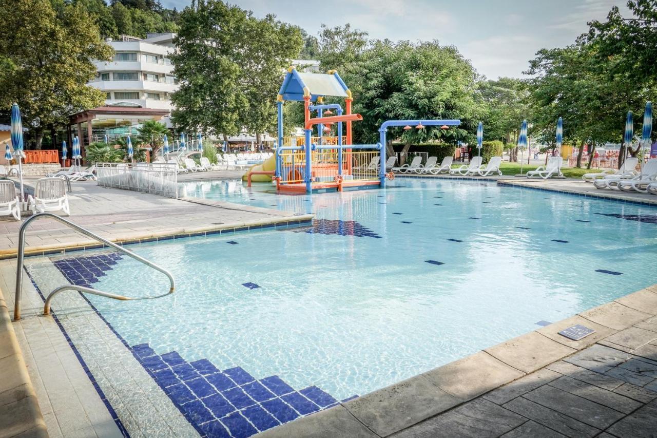 Kaliakra Beach Hotel Albena Buitenkant foto